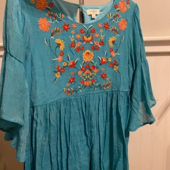 Umgee teal floral embroidered top size large - Picture 1 of 5